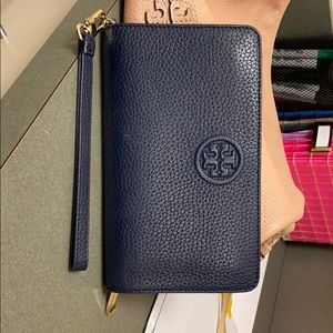 Tory Burch wristlet wallet.